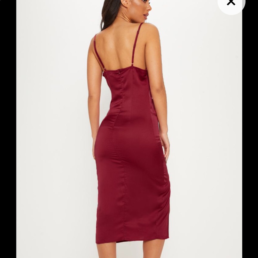 Satin slit dress - Picture 4 of 5